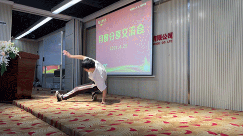 街舞002.gif 街舞002.gif