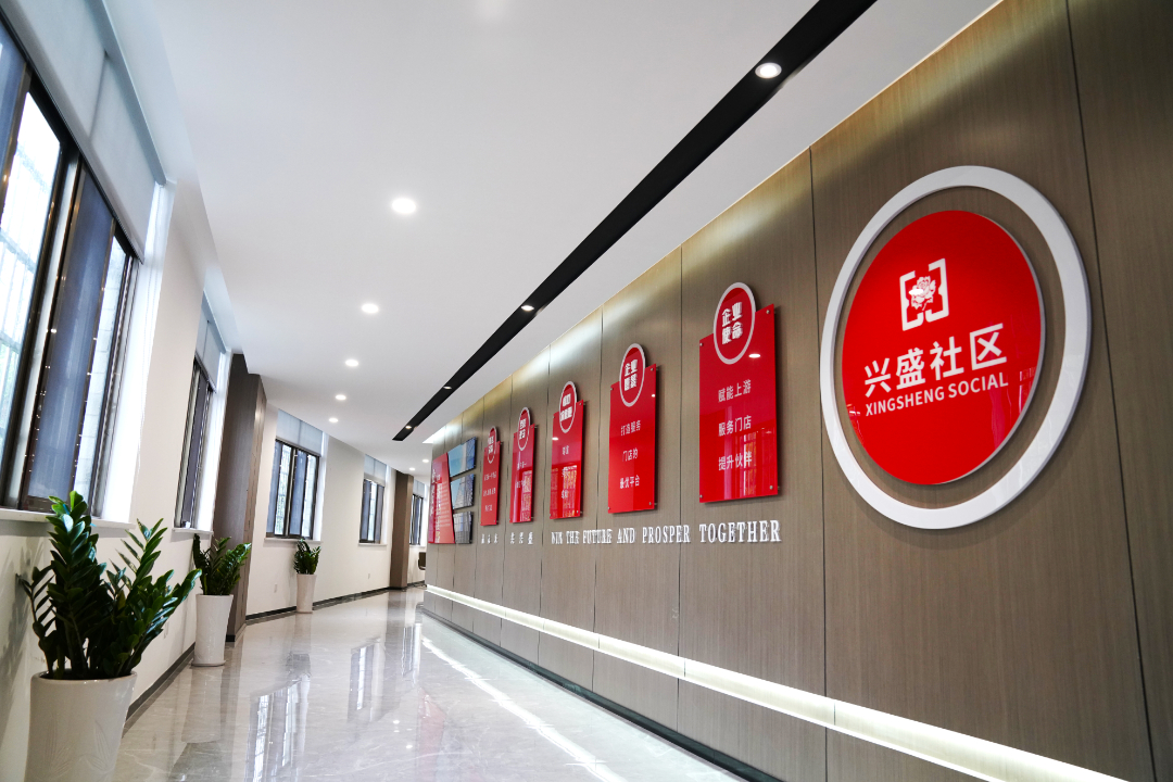 DSC07744-1.jpg DSC07744-1.jpg